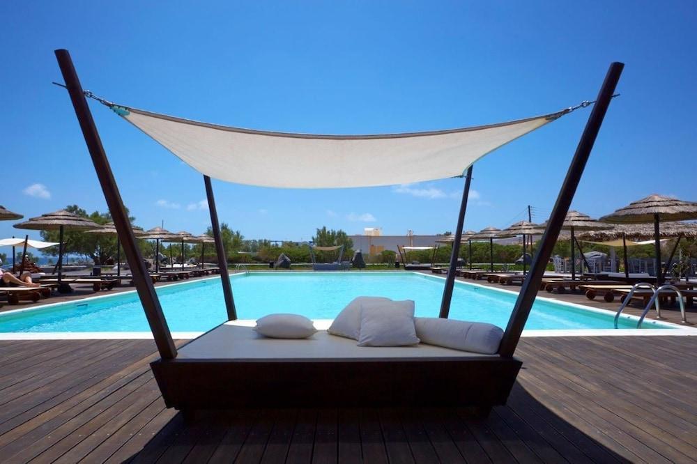 Black Rose Beach Suites Perissa  Exterior photo